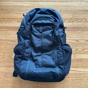 Vertx Gamut Backpack (Black)